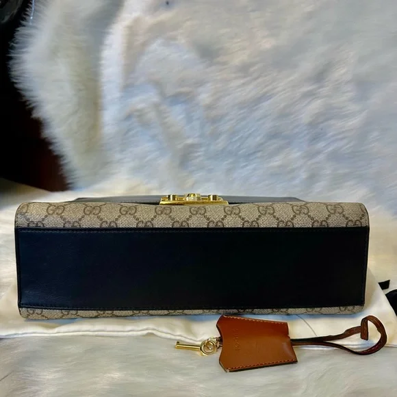 Gucci Black and Tan GG Canvas Shoulder Bag - Picture 13 of 17